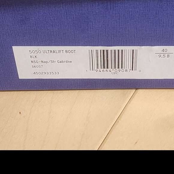 Stuart Weitzman Ultralift Boots Sz 40 - Picture 5 of 8